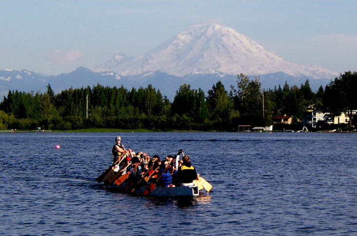 Kent Dragin’ Tails Dragonboat race team, Dragon Boat, Bonnie Harvey