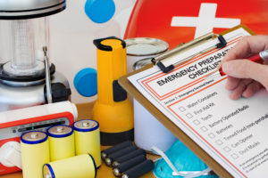 emergency prep kit, disaster prpe kit, emergency preparedness, earthquake prep kit