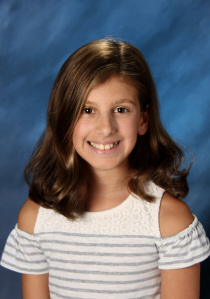 Angelina Vacca, auburn wa Angelina Vacca, Outstanding student of the month. Asd Outstanding student of the month