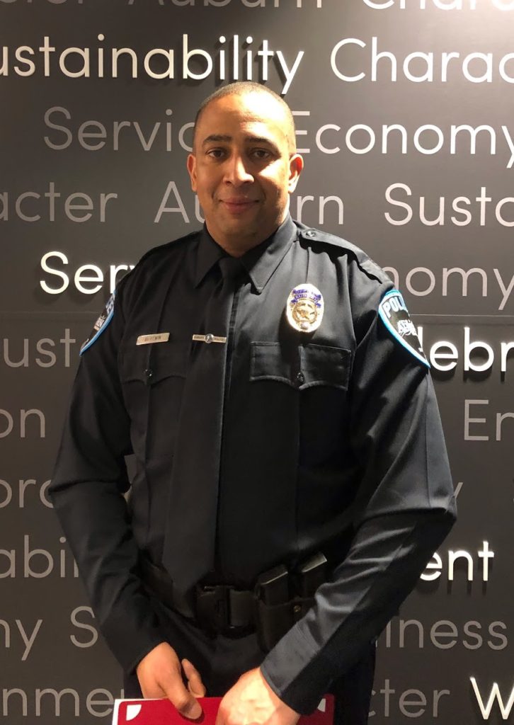 Hewin, Daron Hewin, Daron Hewin award the life saving metal, apd hewin, daron hewin auburn wa