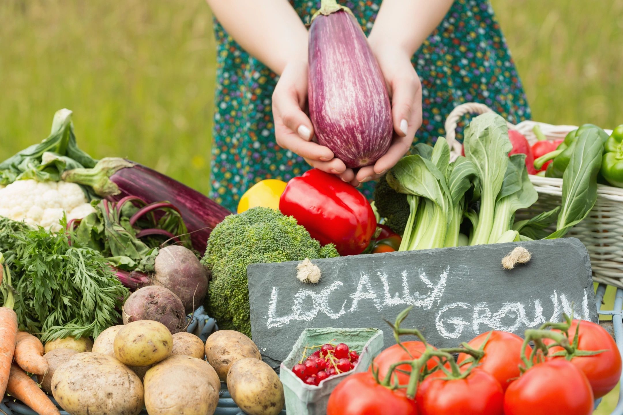 farmers market, fruits and vegetables