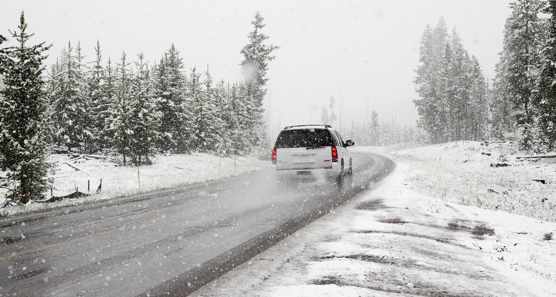 winter driving, winter road conditions, snow and ice on roads, snow roads, mountain passes, snowy roads