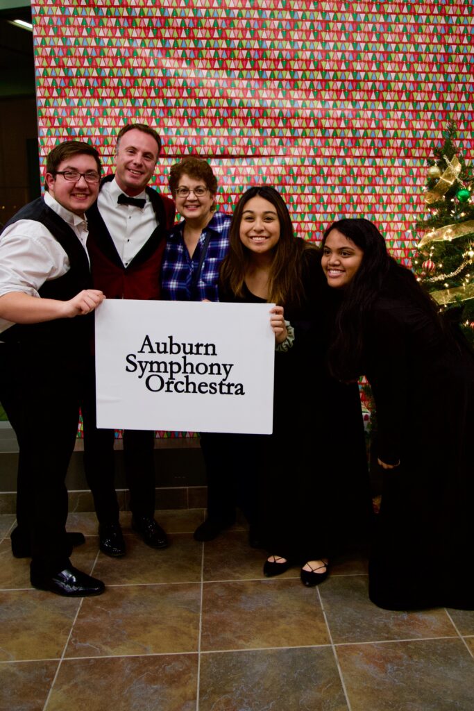 auburn symphony, auburn symphony orchestra, auburn symphony orchestra holiday concert, wesley schulz, auburn symphony Schulz, aso, auburn wa symphony