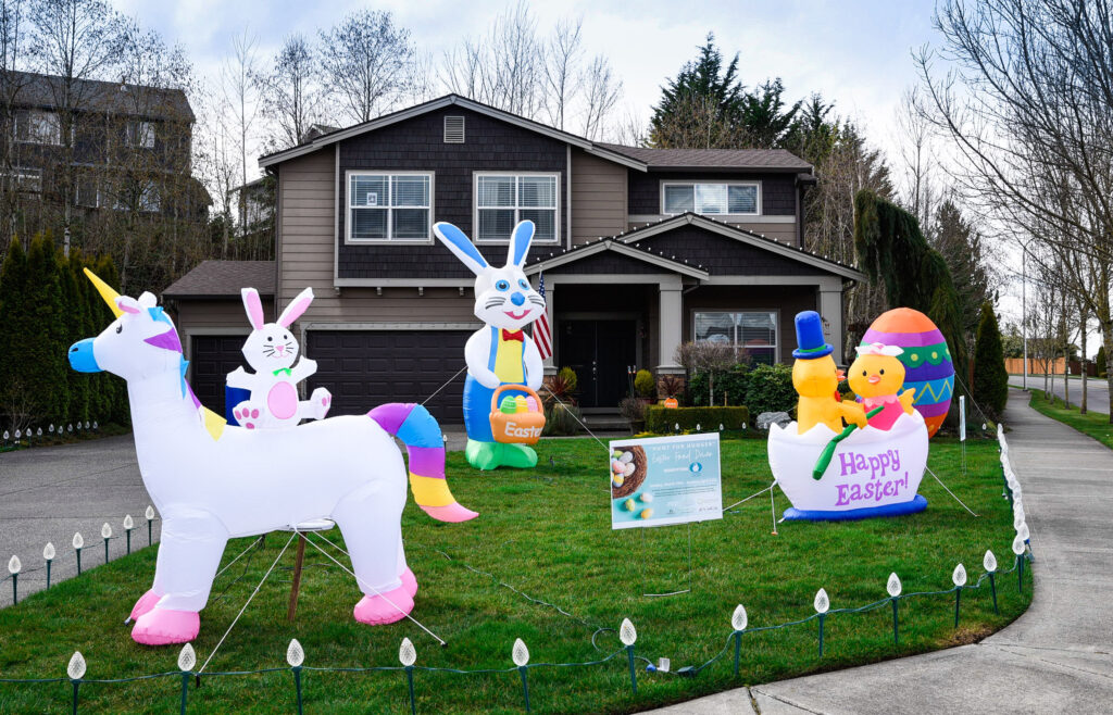 hunt for hunger, hunt for hunger food drive, ael coffey photography, auburn food bank, auburn food bank food drive, lakeland hills food drive, sandi green team, darci bidman, food bank food drive, auburn food bank, auburn wa food bank, jamie penrod, Matt Llewellyn, homes by matt and jamie, tre sorelle salon, auburn food drive, city of auburn food drive, lakeland food drive, auburn community food drive,