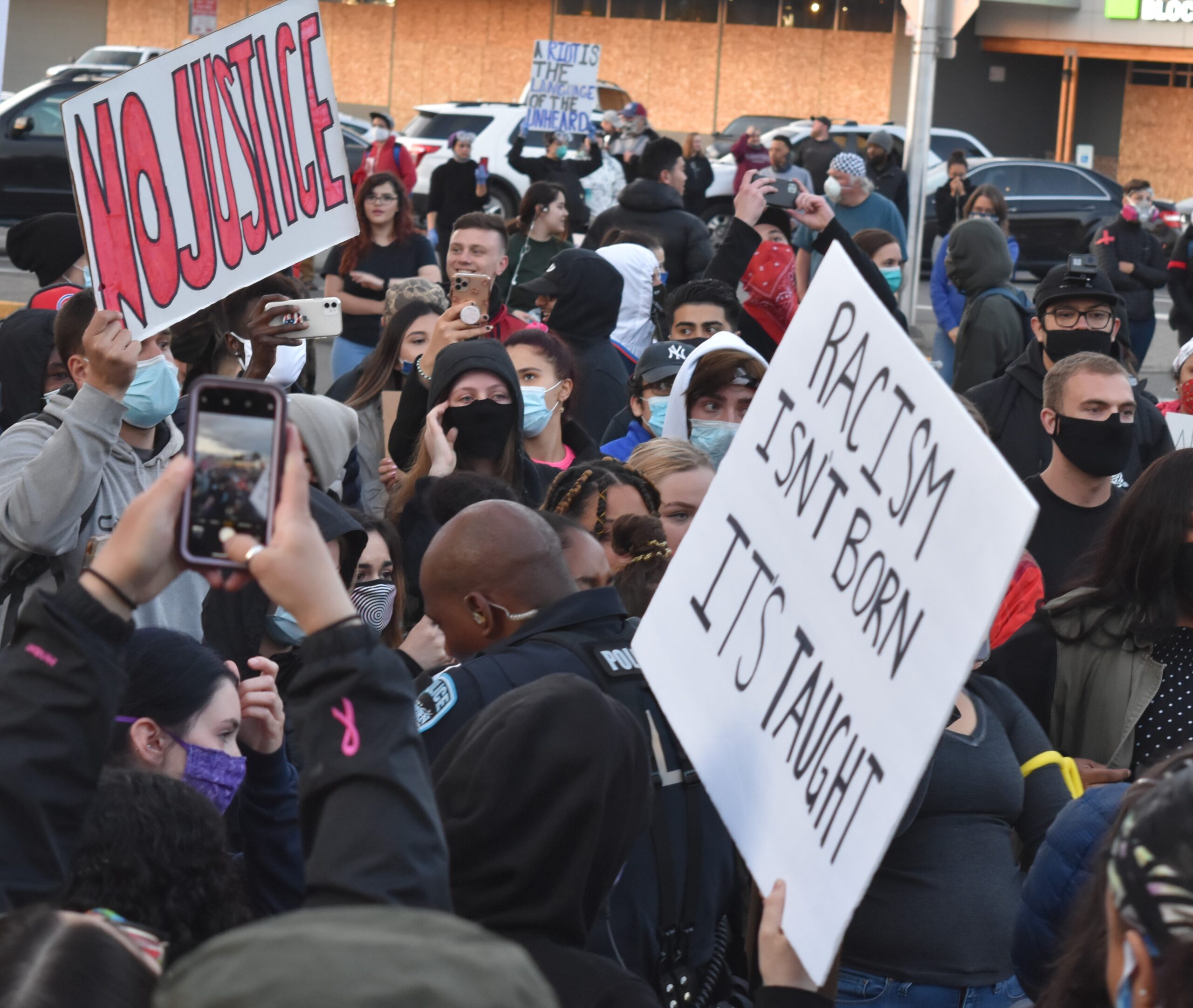 BLM protest, racism public health crisis, king county, BLM protest auburn wa, blm protest auburn wa june 2, black lives matter protest auburn wa, black lives matter, black lives matter protest, city of auburn blm, I can’t breathe, I can’t breathe protest, blm I can’t breathe, George Floyd protest, auburn wa George Floyd protest, auburn wa police brutality, police brutality protest, jesse sarey protest, ej Strickland protest