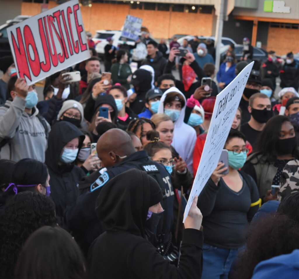 BLM protest, BLM protest auburn wa, blm protest auburn wa june 2, black lives matter protest auburn wa, black lives matter, black lives matter protest, city of auburn blm, I can’t breathe, I can’t breathe protest, blm I can’t breathe, George Floyd protest, auburn wa George Floyd protest, auburn wa police brutality, police brutality protest, jesse sarey protest, ej Strickland protest