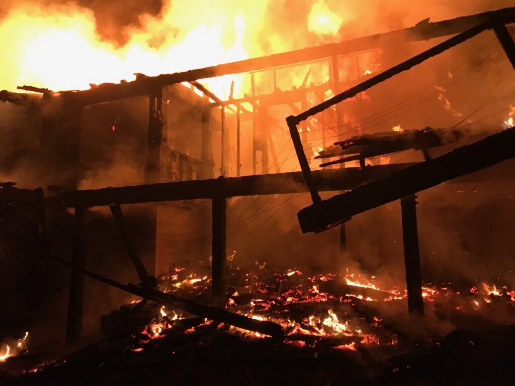 lea hill fire, july 21 fire lea hill, auburn wa fire, auburn fire today, lea hill fire vrfa,