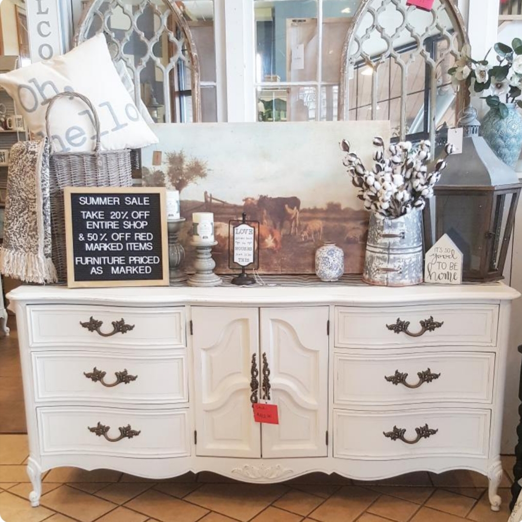 The classic farmhouse, classic farmhouse, downtown auburn shop, small business auburn, katy selden, vintage finds auburn, vintage shop auburn, giftshop auburn, unique shop auburn, auburn wa shops, auburn wa the classic farmhouse, classic farmhouse store, where is the classic farmhouse, why is the classic farmhouse closed, did the classic farmhouse close, classic farmhouse out of business, is the classic farmhouse out of business, where is the Classic Farmhouse store, sunbreak cafe classic Farmhouse