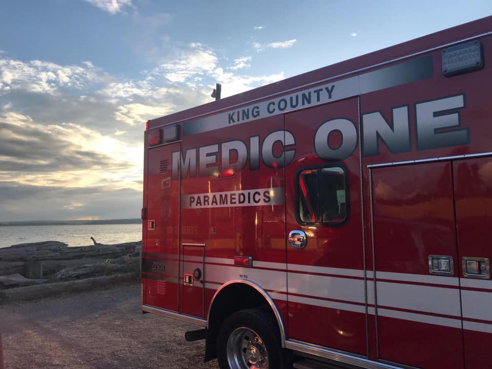 king county one, king county one paramedics, king county paramedics iaff, king county one ambulance, ambulance, medic one, king county paramedics iaff 2595