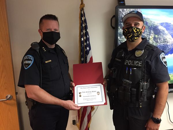 apd, auburn wa police department, auburn wa life saving award, multicare auburn medical center, king county medic one, narcan, chief dan o'neil, officer fernando cardova