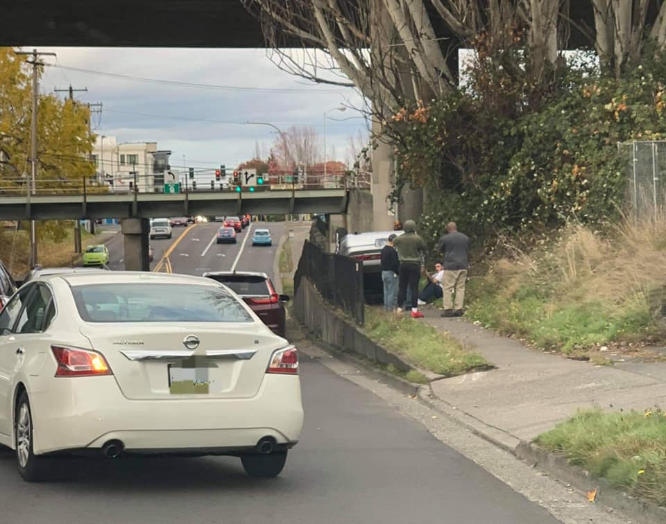 vrfa, valley regional fire authority, single roll over accident, auburn wa car accident, a st se accident, flipped car