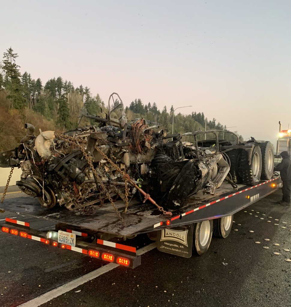 sr-167 accident, ellingson accident, fatal car accident, sr-167 backup, wsp traffic, wsp car accident, vrfa