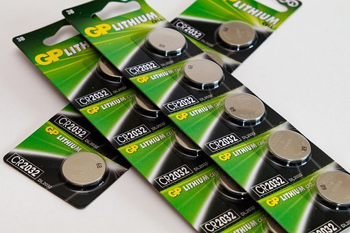several packs of round lithium batteries