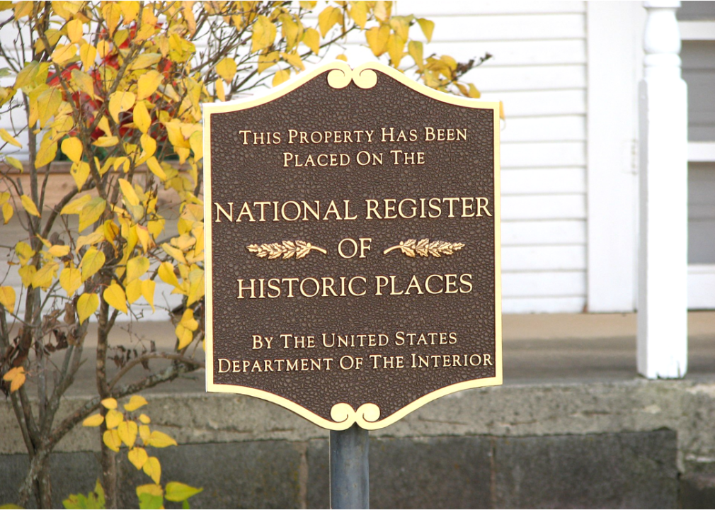 A sign for a NAtional Registry of Historic Places location