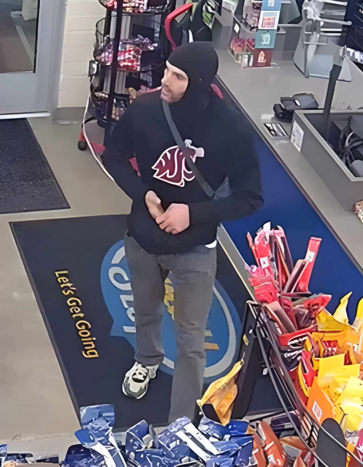 Recognize these men? Police ask for help identifying suspects in Jan ...